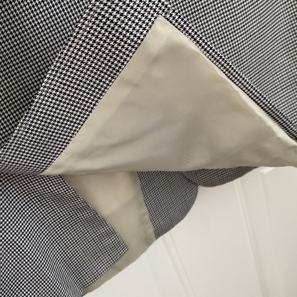 Canali Houndstooth Silk & Wool Two Button Blazer - Sports Coat. Made in Italy - Picture 9 of 16